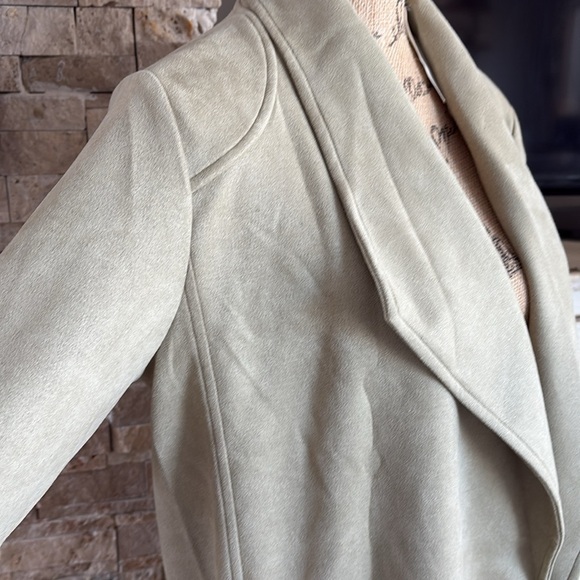 hem & thread tan long line open front light faux suede jacket with side pockets - Picture 3 of 16